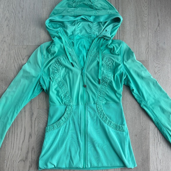 lululemon athletica Tops - Lululemon Full Zip Dance Studio Jacket Light Green Hooded Size 8